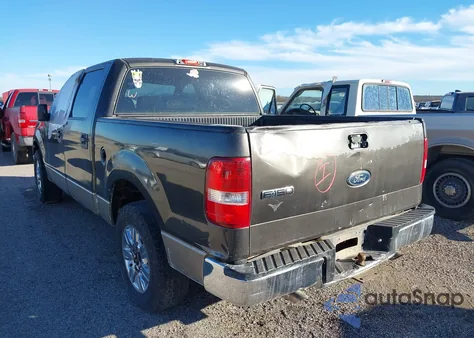 2005 Ford F-150 Xlt z USA, uszkodzony, nr VIN 1FTRW12W95FB29520